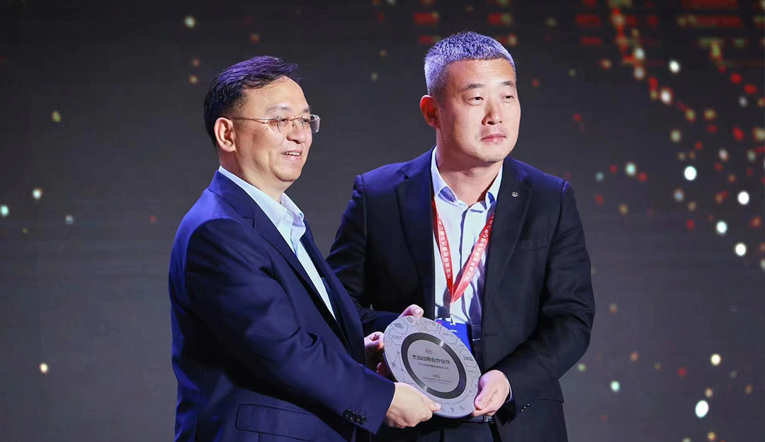 TCL环亚币游国际车载屏品质交付 获比亚迪“杰出战略合作伙伴”大奖